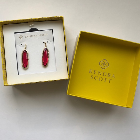 Kendra Scott Jewelry - NWT Kendra Scott Layla Earings